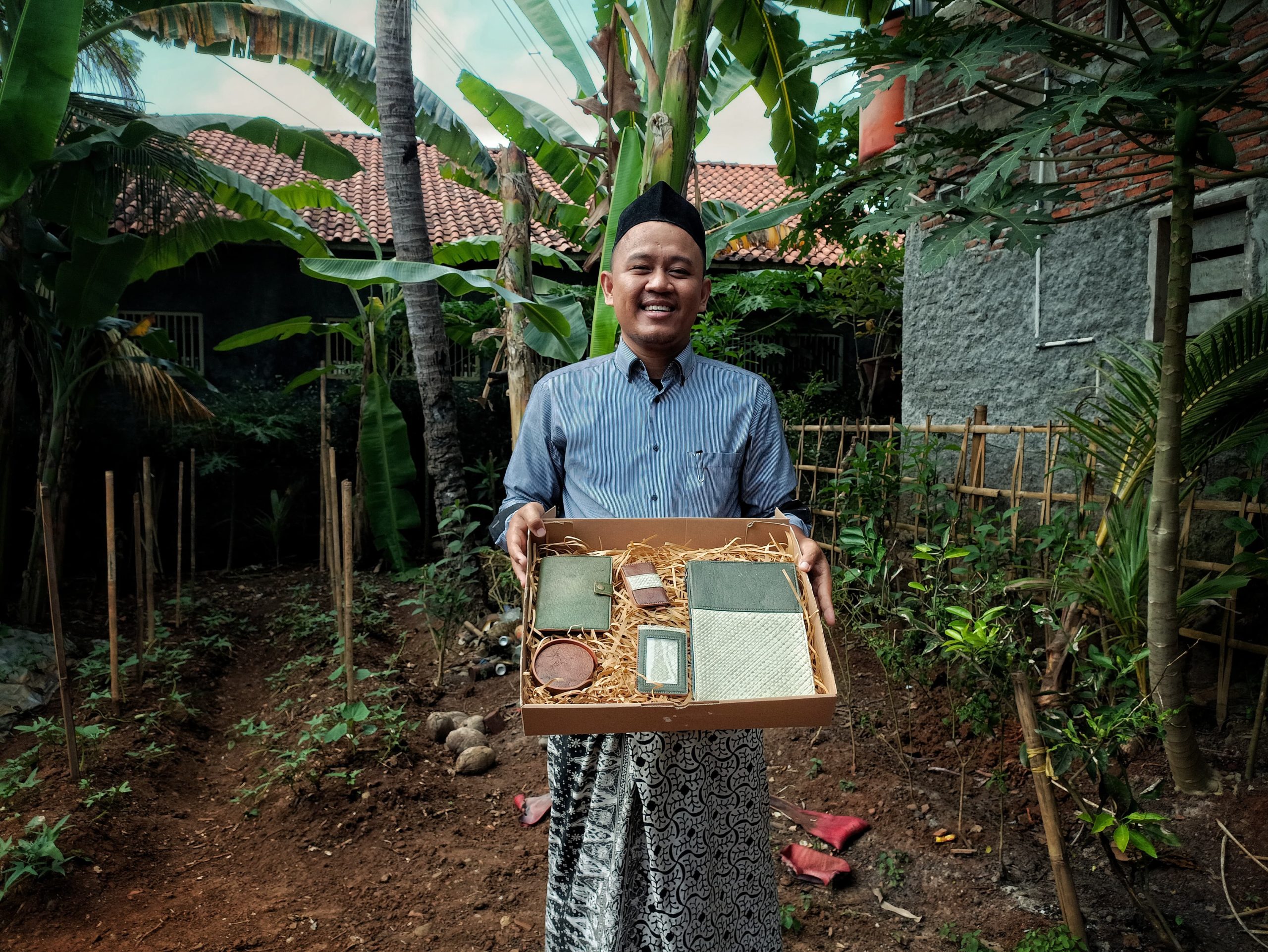 banana leather indonesia